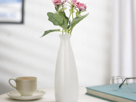 White Ceramic Bottle Vase (Bottle_Vase_9Inch)